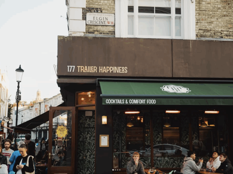 Trailer Happiness